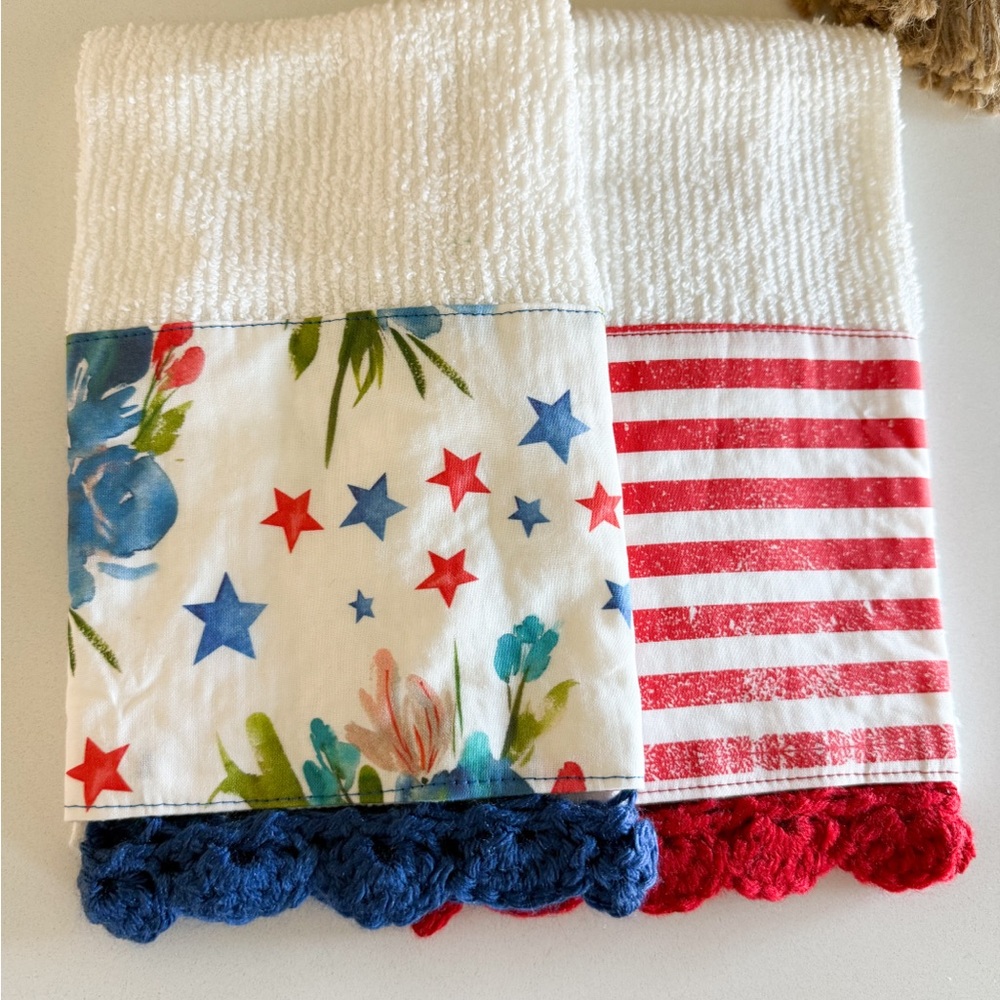 Festive Stars and Stripes Kitchen Towel Set